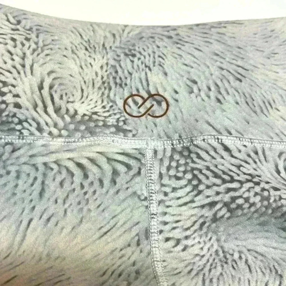 Calia by Carrie Underwood Capri Gym Pants Leggings Stretchy Pocket Exercise Run - Picture 4 of 8